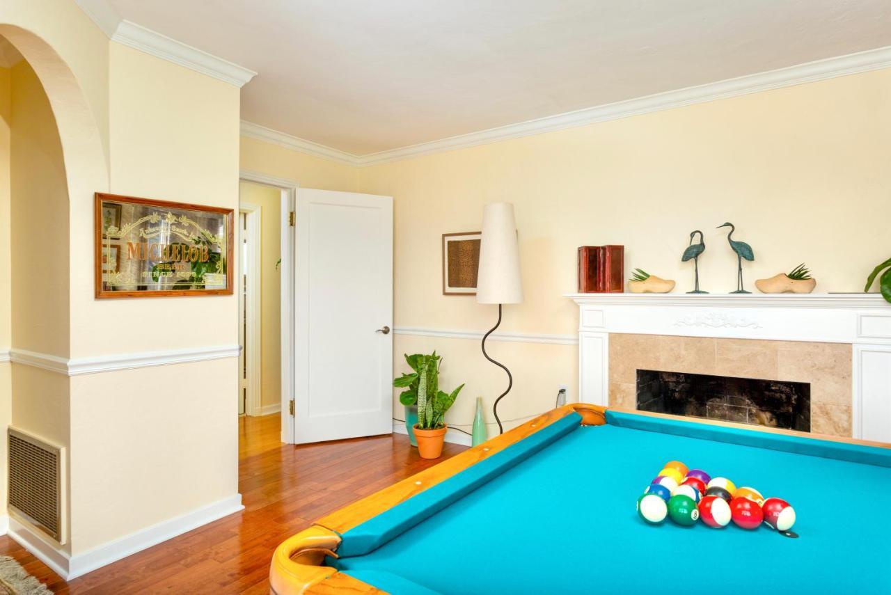 Spacious Renovated Petaluma Home- Pool Table, Fire Pit, Parking Exteriör bild