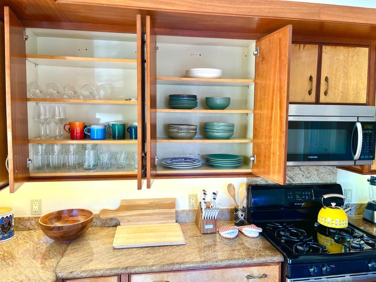 Spacious Renovated Petaluma Home- Pool Table, Fire Pit, Parking Exteriör bild